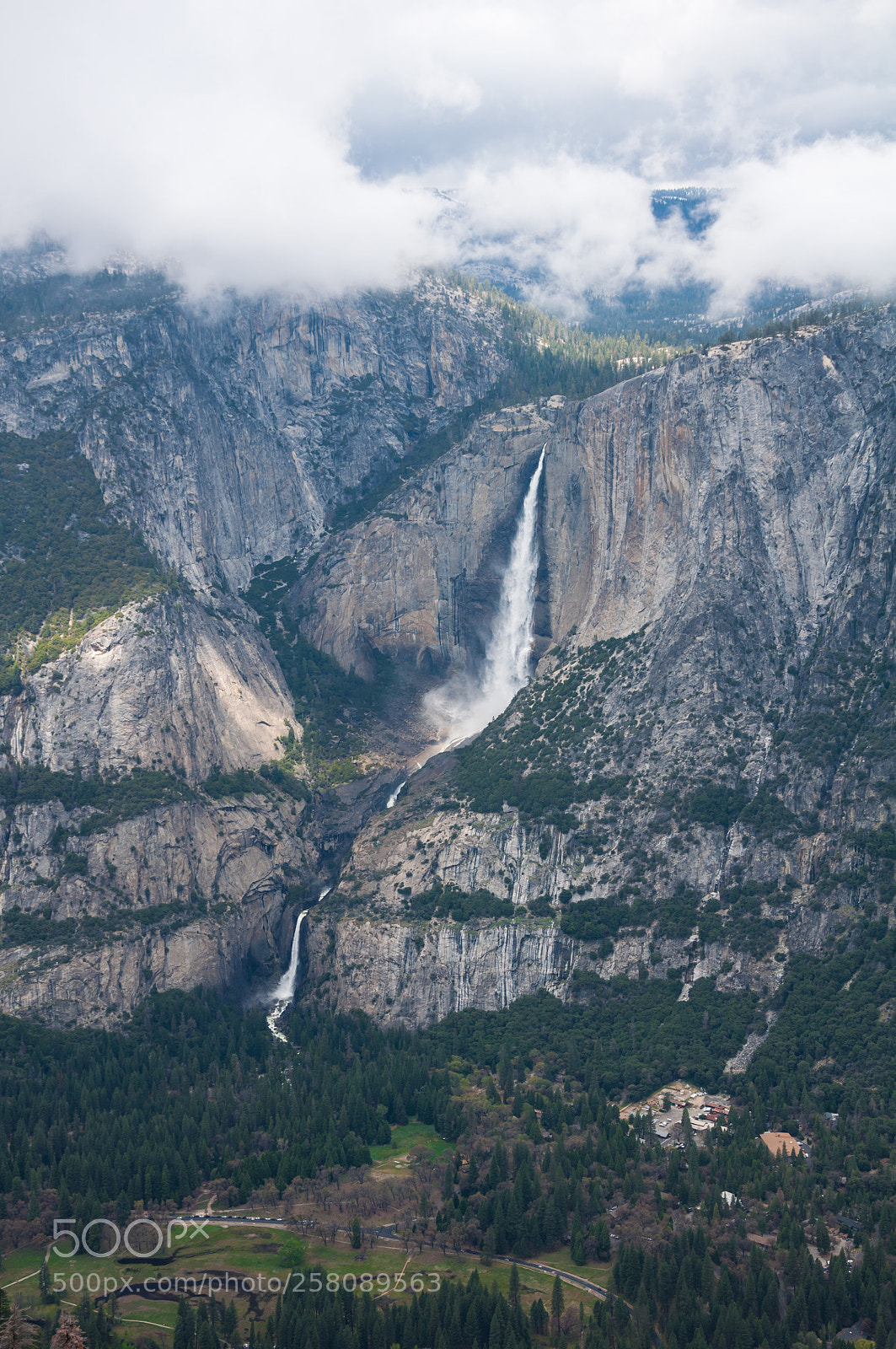 Nikon D90 sample photo. The falls photography