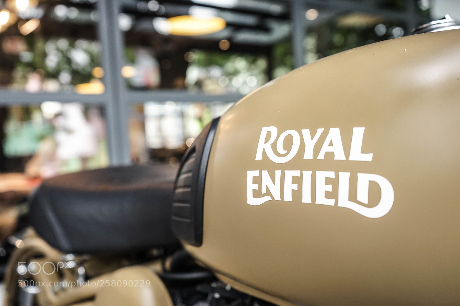 Sony a7 II sample photo. The royale' classics photography