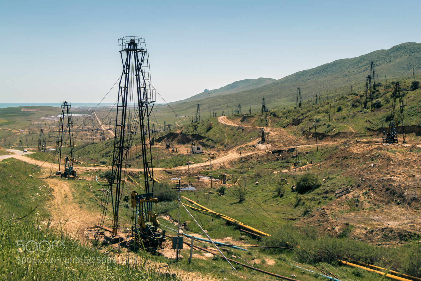 Canon EOS 80D sample photo. Old oil wells hill photography