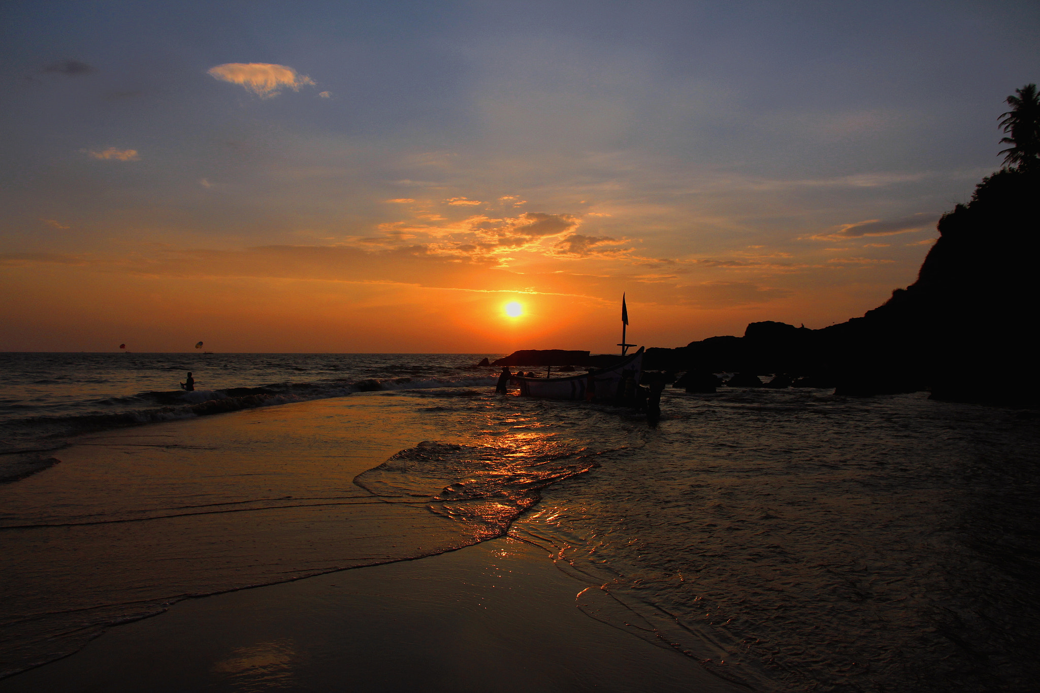 Canon EOS 650D (EOS Rebel T4i / EOS Kiss X6i) sample photo. Goan sunset photography