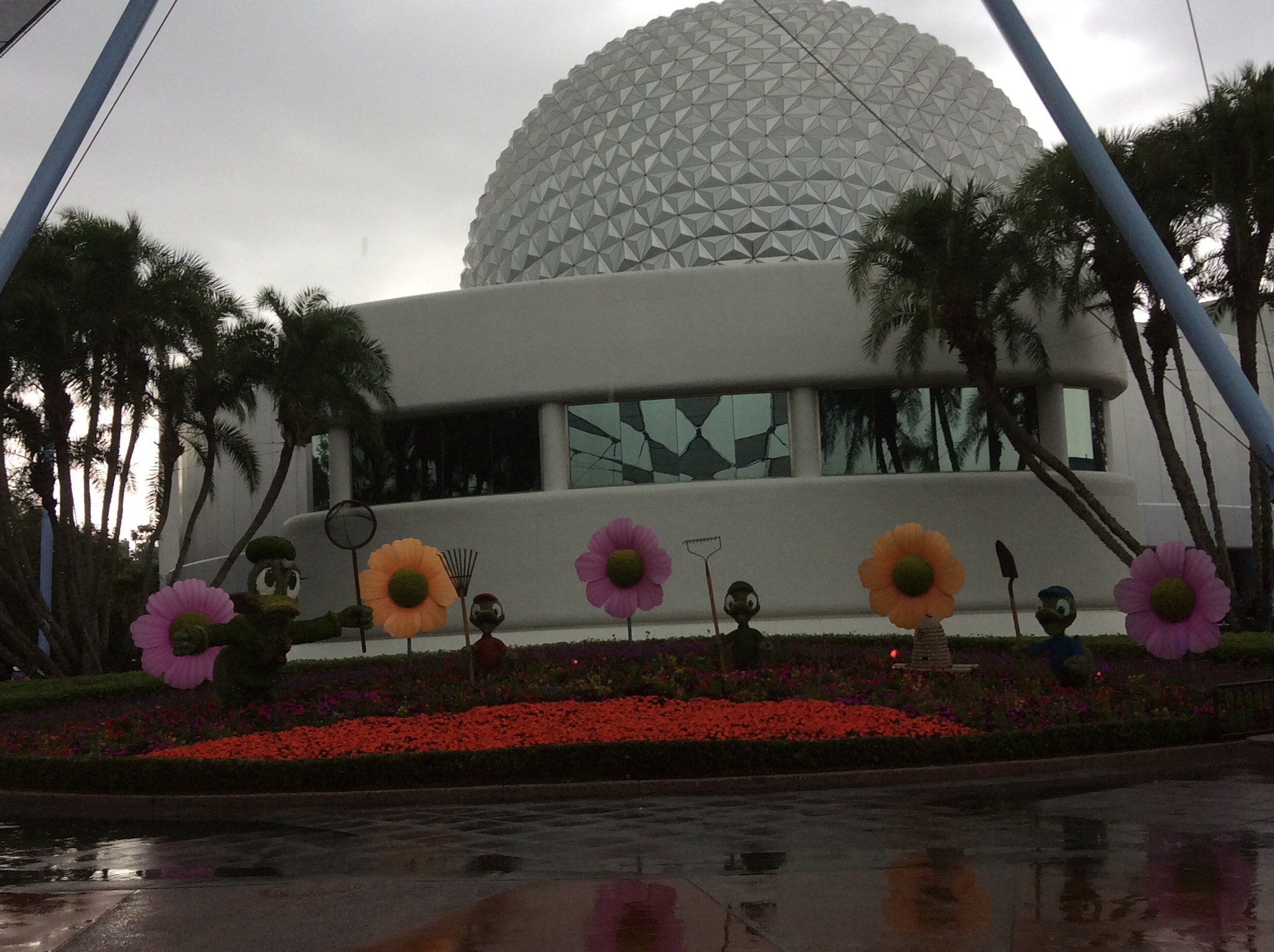 Apple iPad mini 2 sample photo. Epcot on a cloudy dark day photography