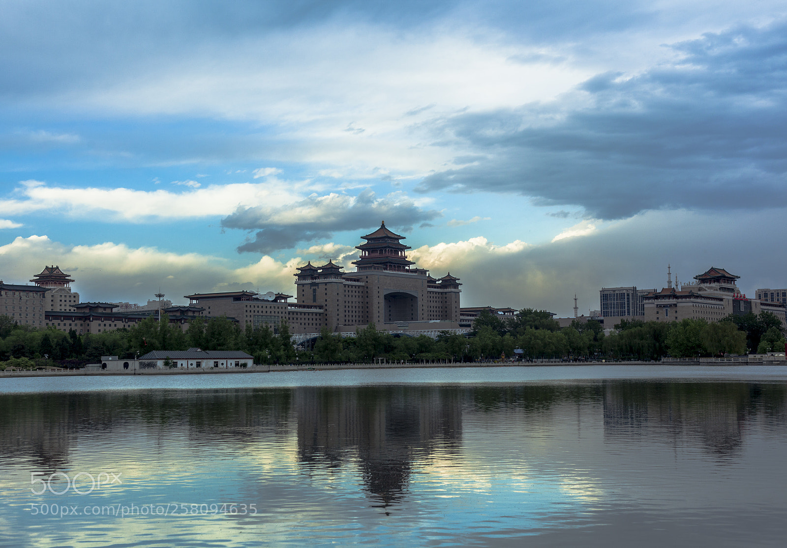 Canon EOS 5D Mark II sample photo. 风云 photography