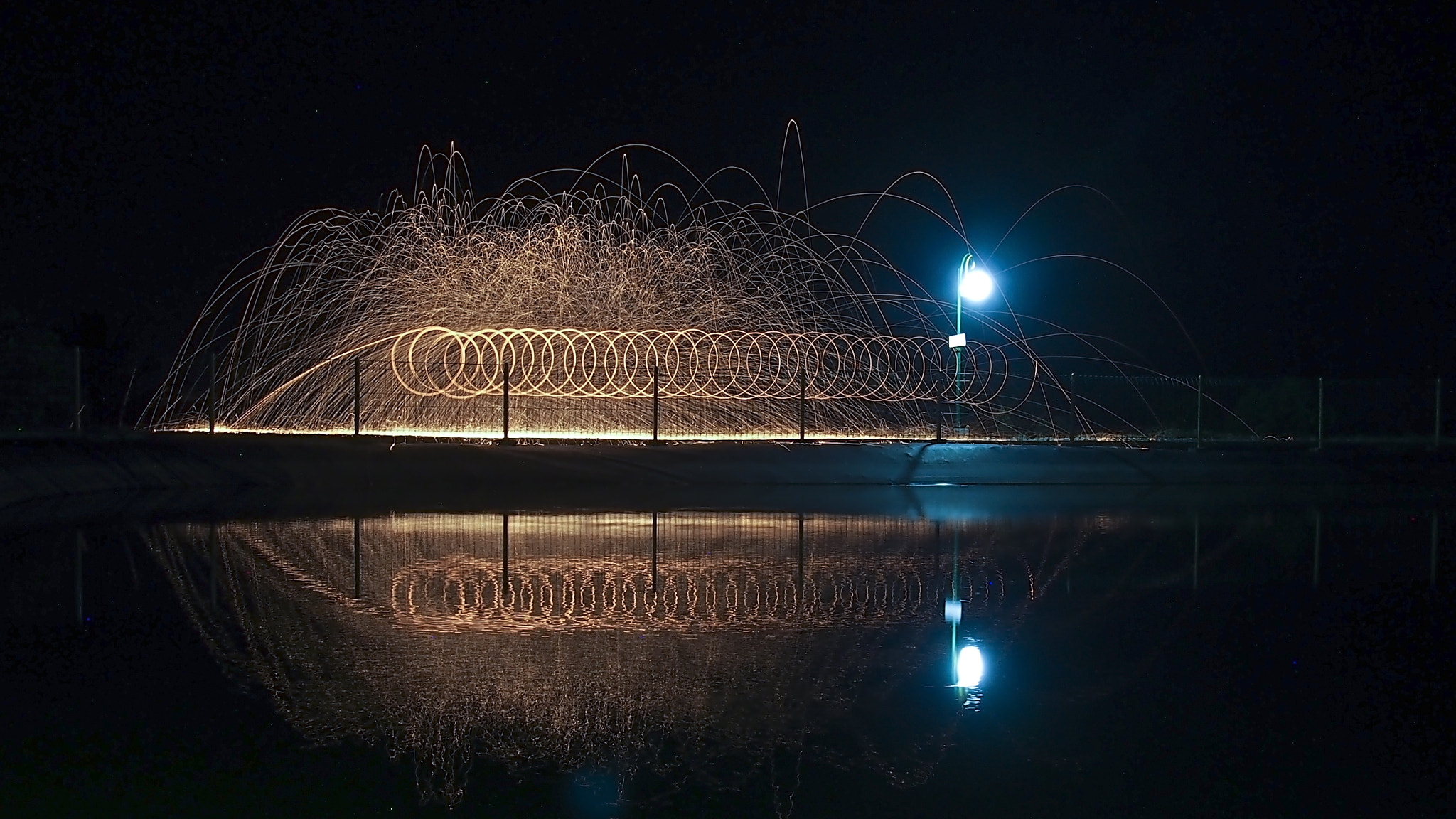 Olympus PEN E-PL6 sample photo. Steelwool photography