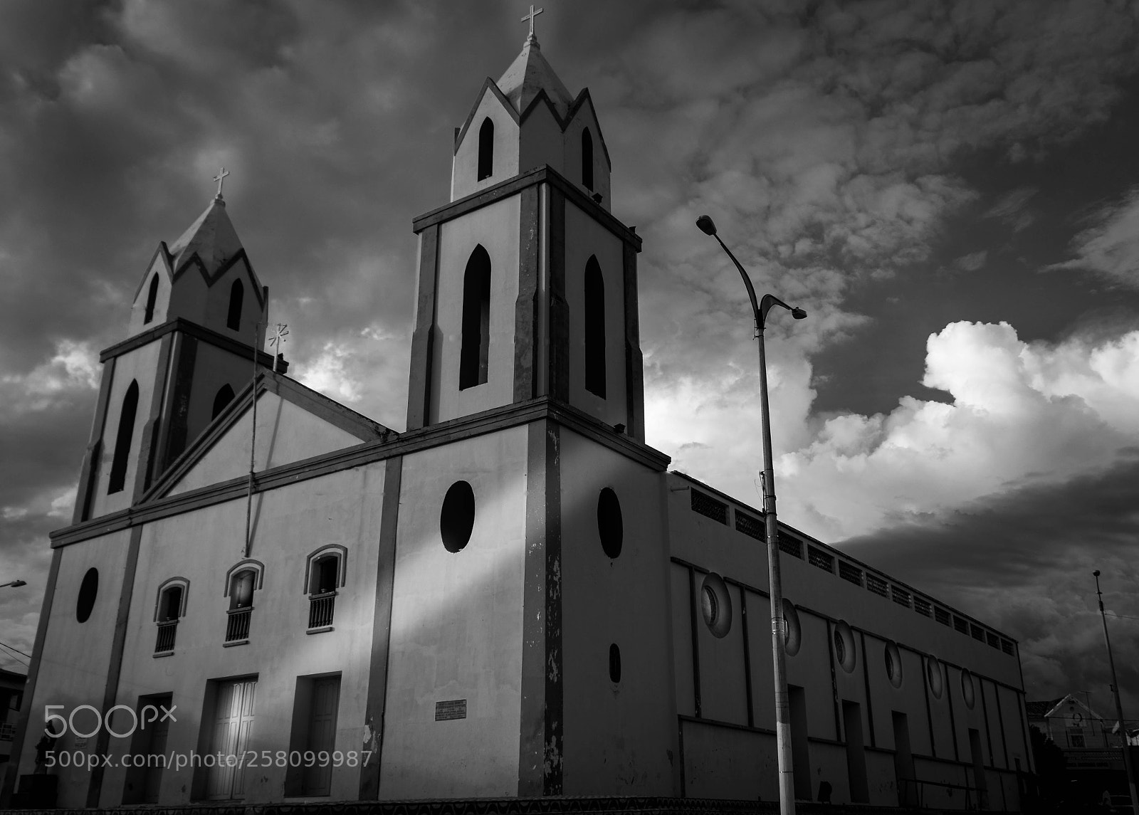 Canon EOS 800D (EOS Rebel T7i / EOS Kiss X9i) sample photo. Igreja matriz photography