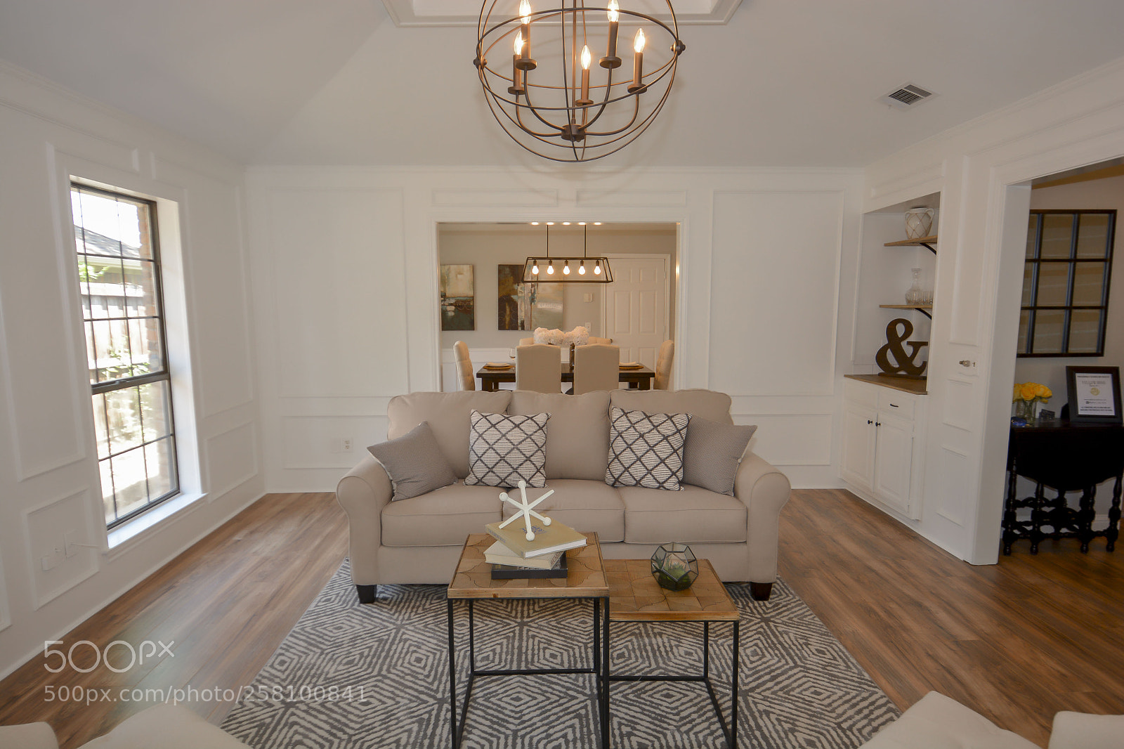 Nikon D5200 sample photo. Laura real estate photography