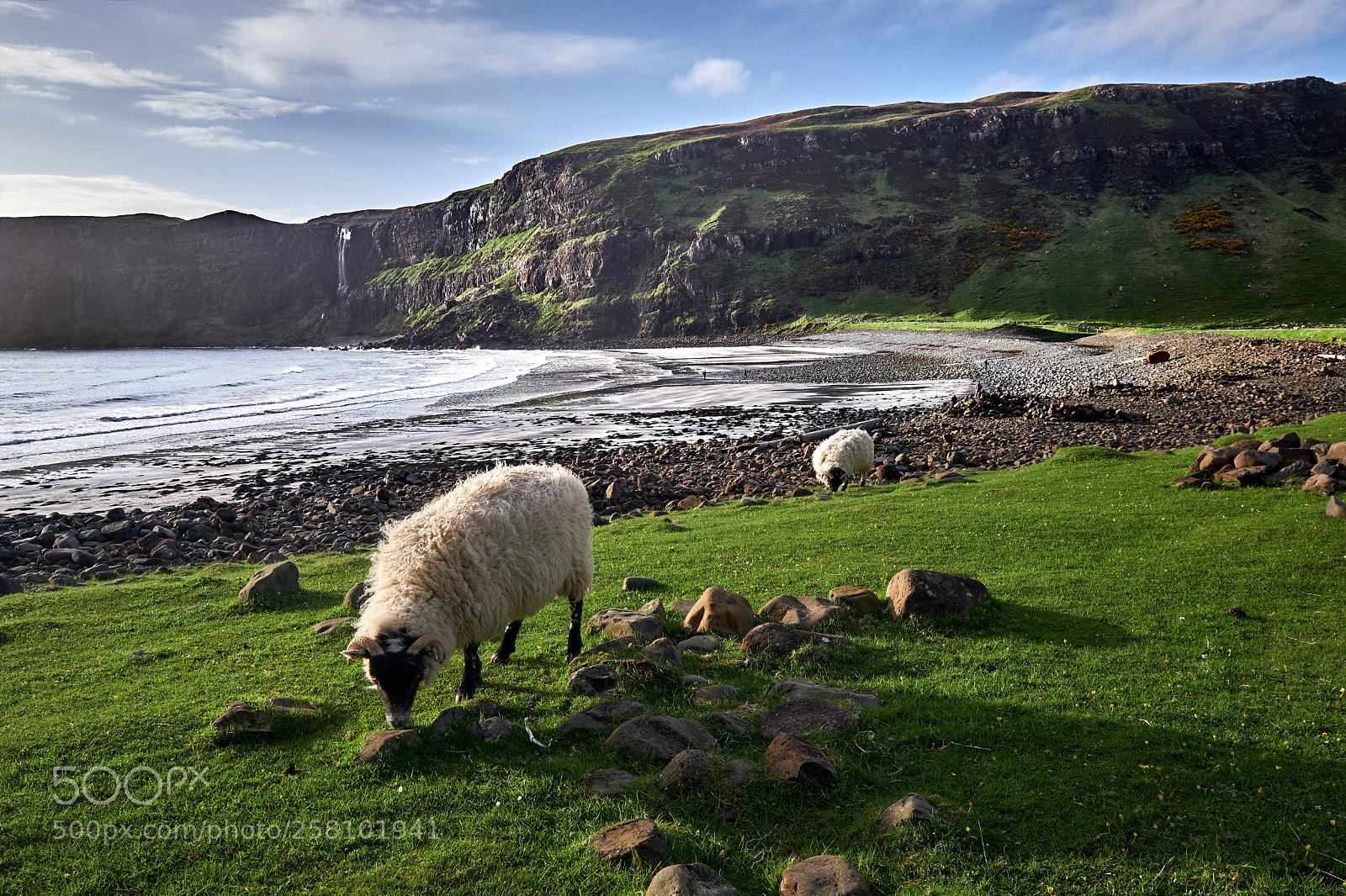 Fujifilm X-T2 sample photo. Talisker bay, isle of photography