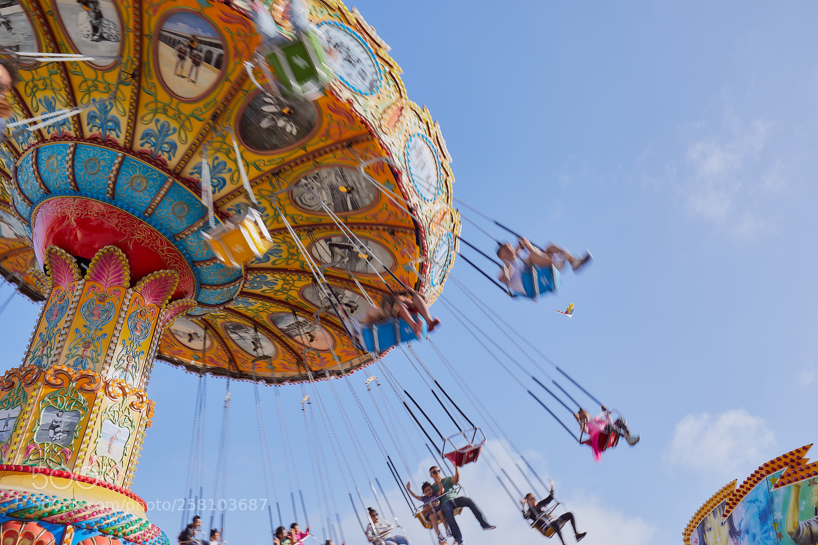 Canon EOS 5D Mark IV sample photo. Day on the boardwalk photography