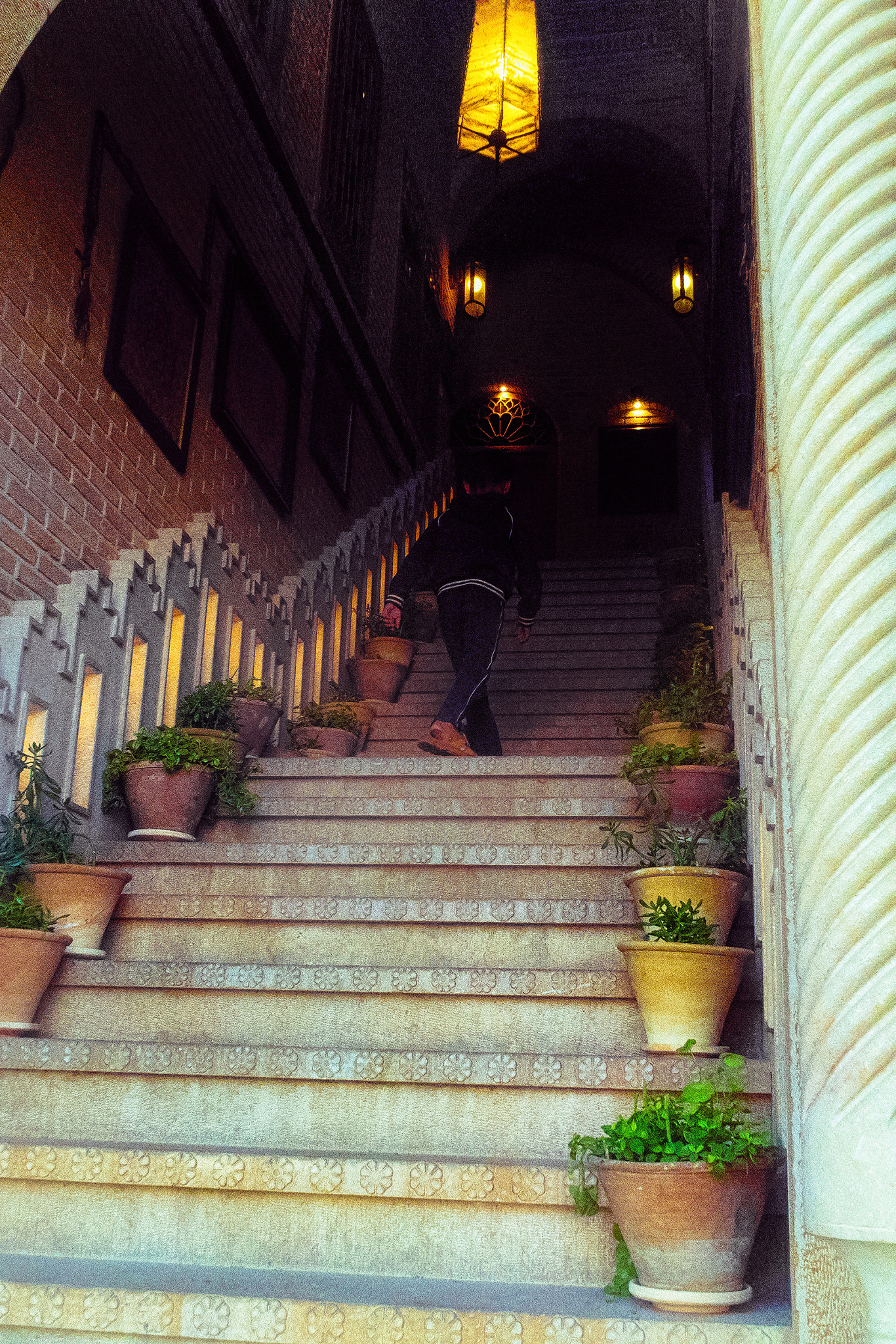 Canon PowerShot G5 X sample photo. The staircase photography