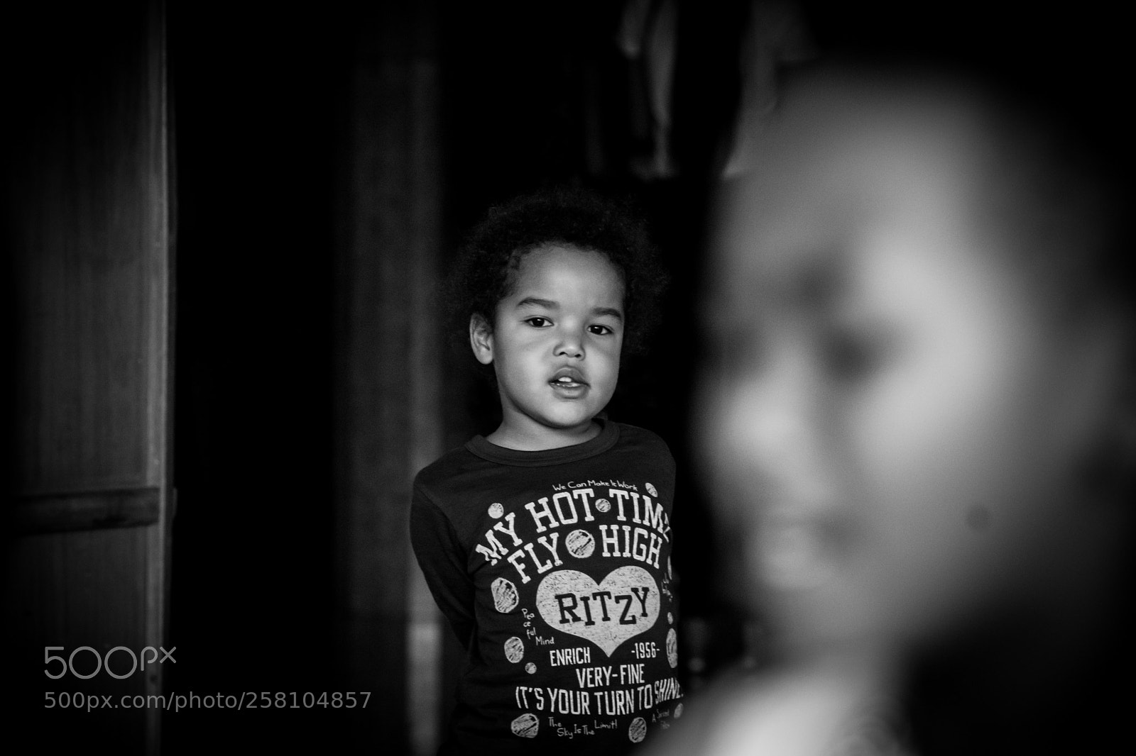 Nikon D5300 sample photo. Party shy photography