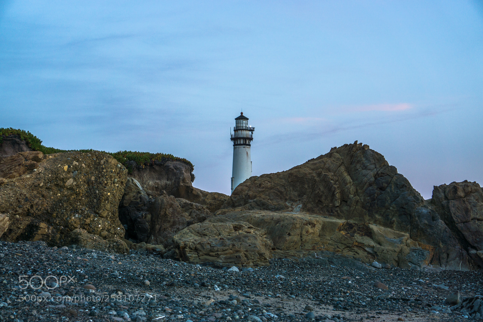 Sony a6000 sample photo. Light station from north photography