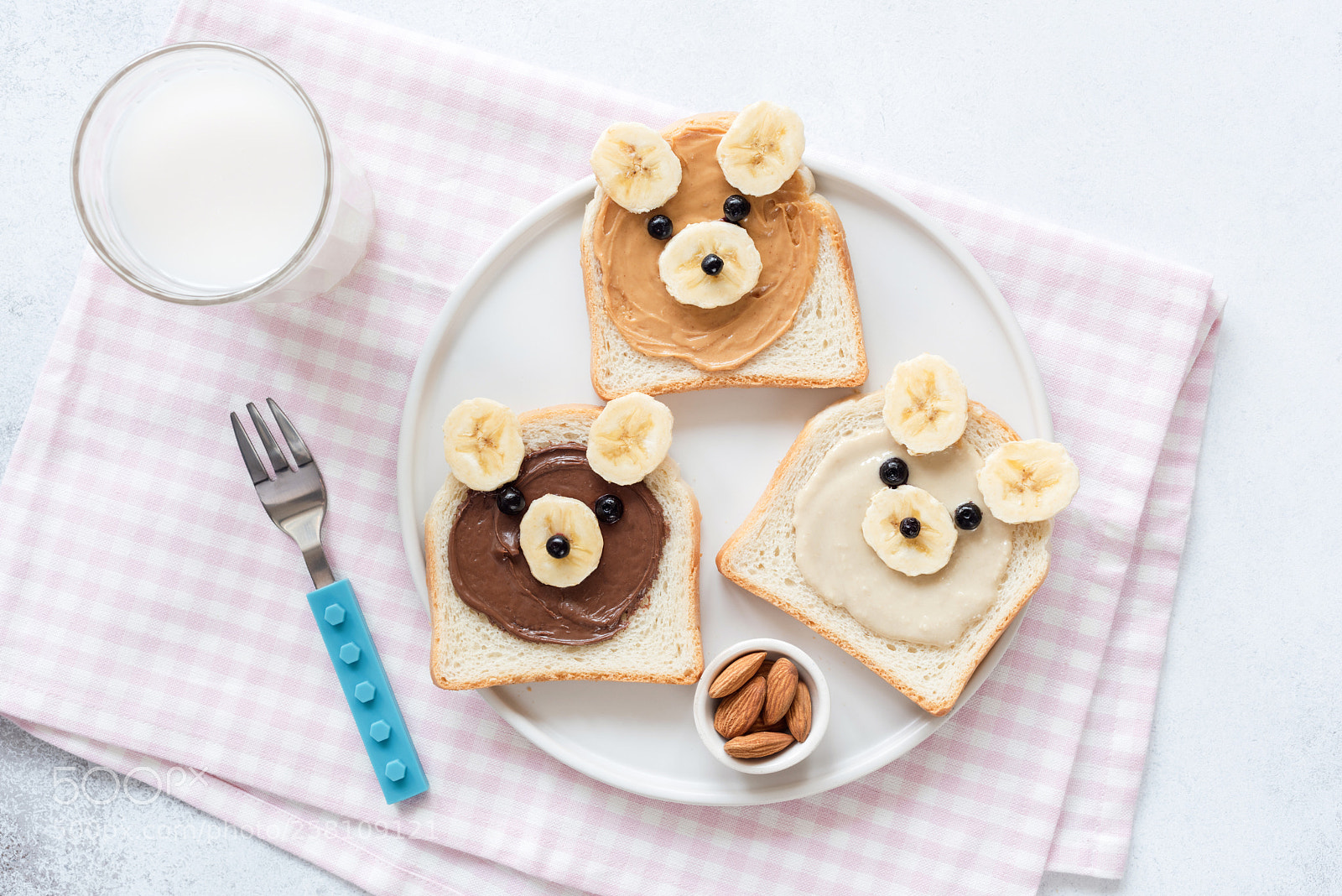 Nikon D810 sample photo. School lunch or breakfast photography