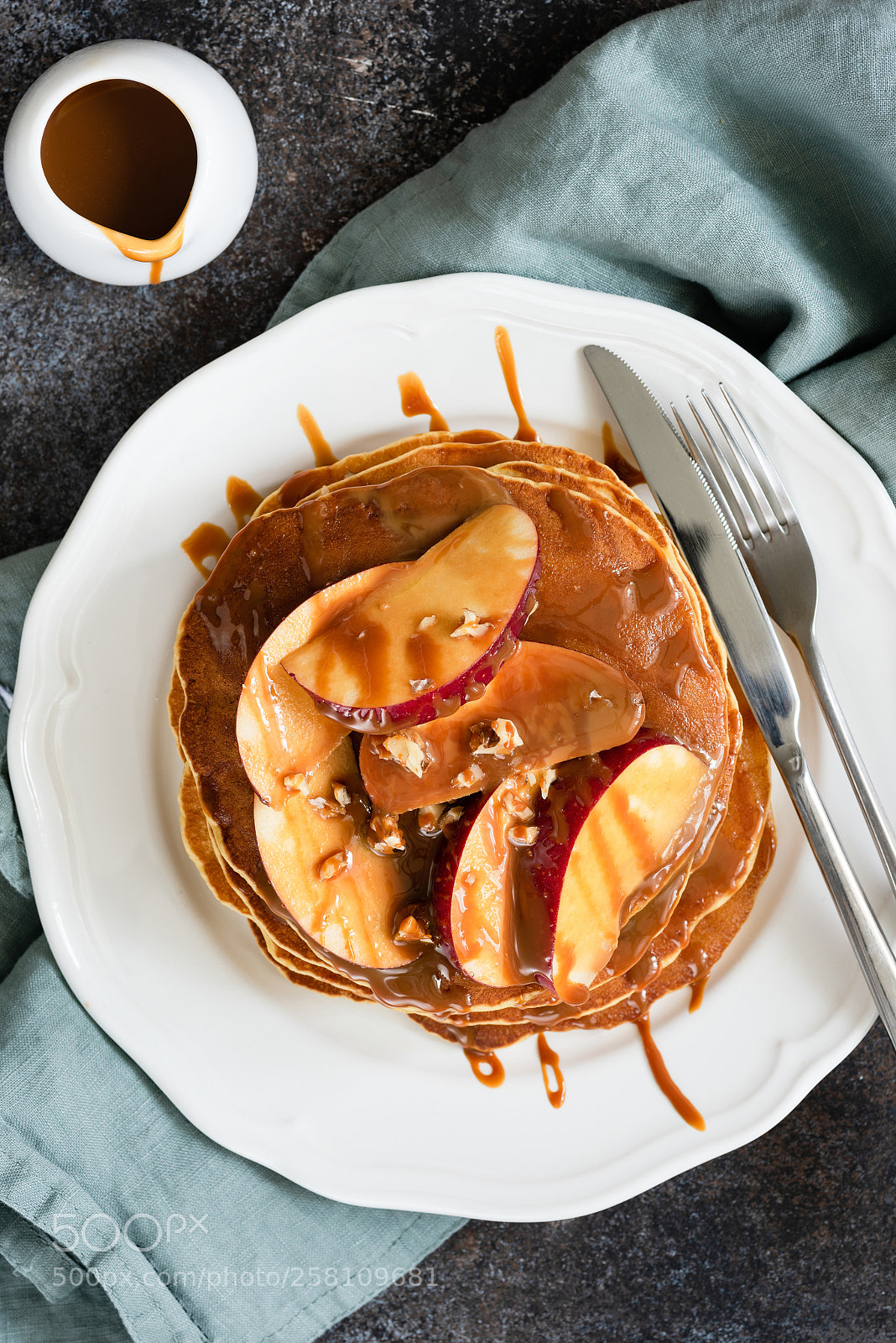 Nikon D810 sample photo. Pancakes with caramelized apples photography