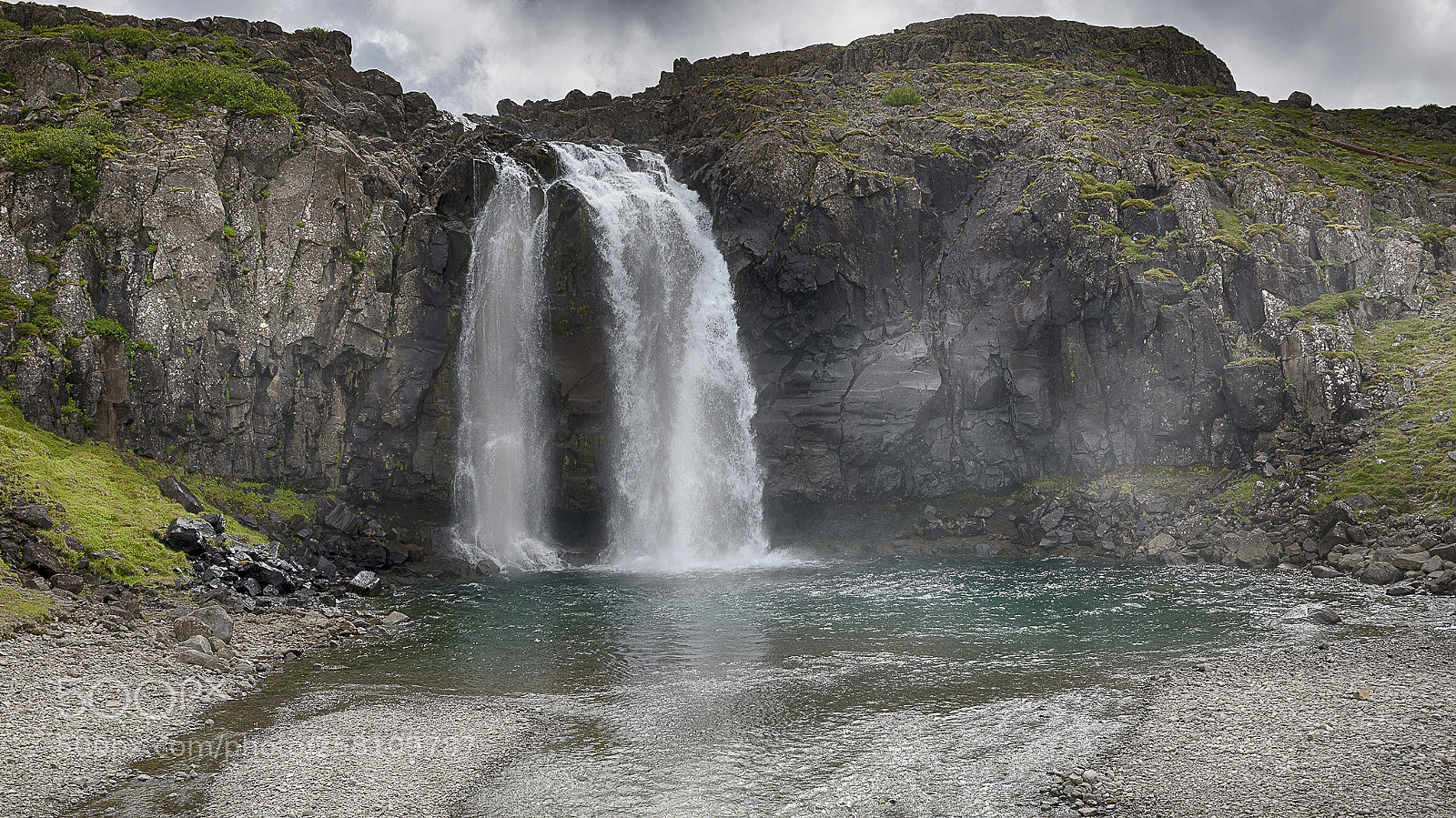 Nikon D610 sample photo. Roadside waterfall photography