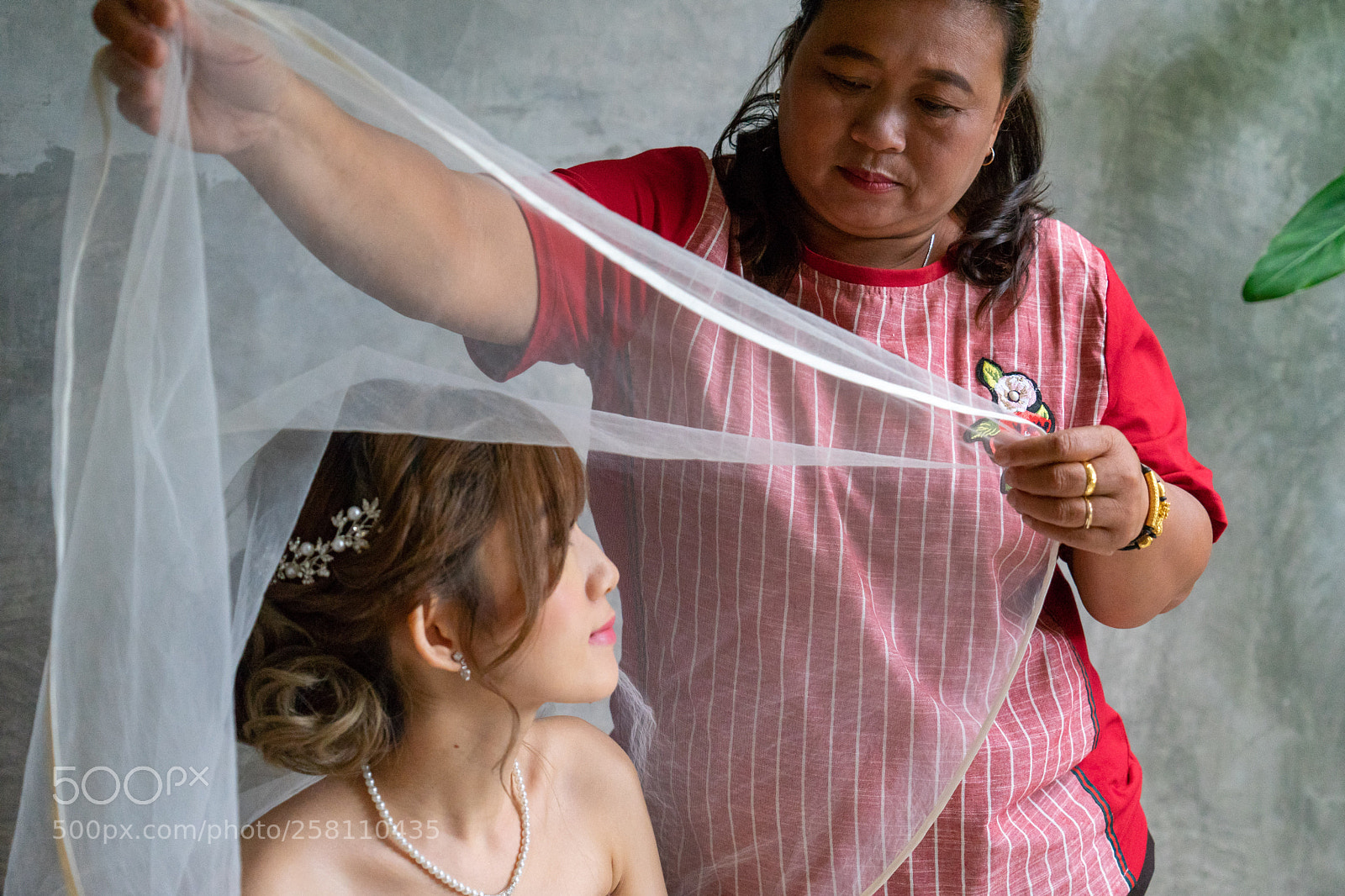 Sony a7 II sample photo. Wedding on mother's day photography