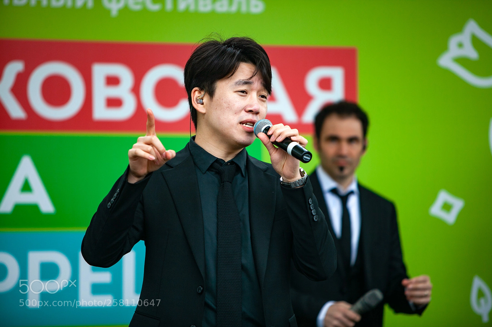 Canon EOS 5D Mark II sample photo. Maytree in moscow photography