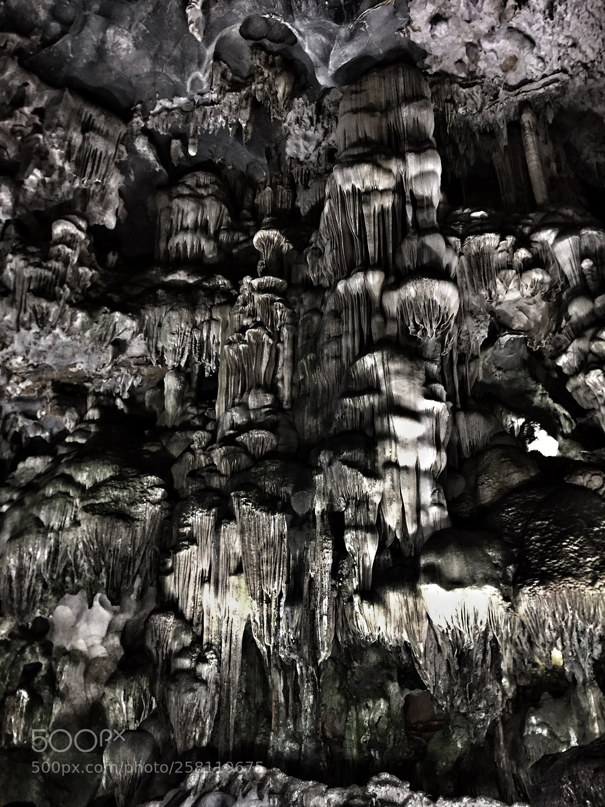 Apple iPhone 6 sample photo. Thien cung cave photography