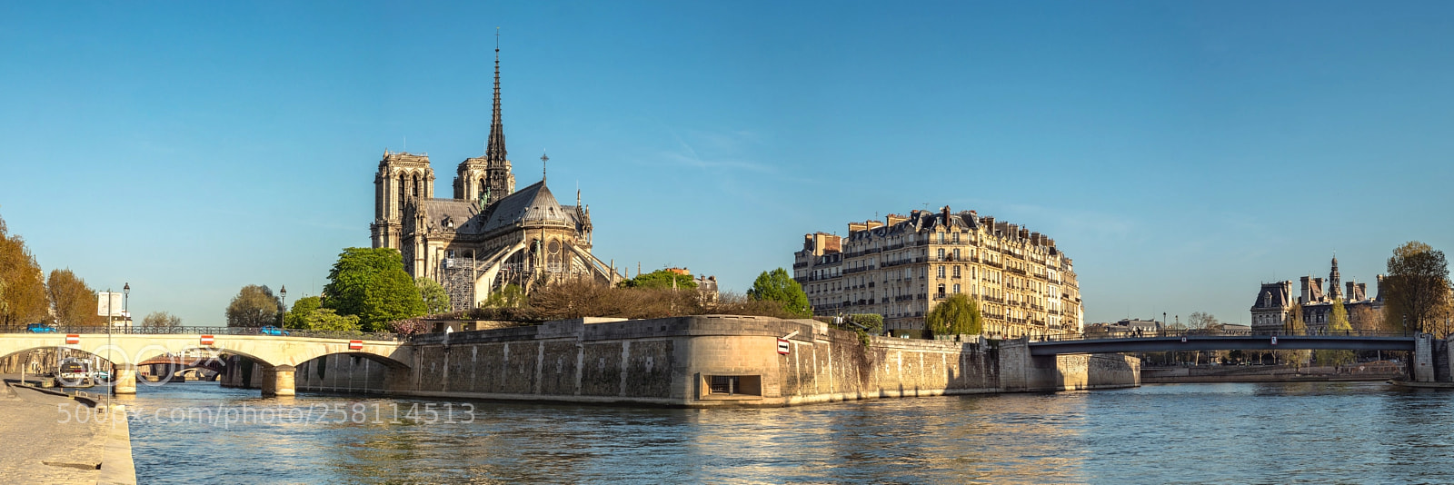 Panasonic Lumix DC-G9 sample photo. Paris. le de la photography