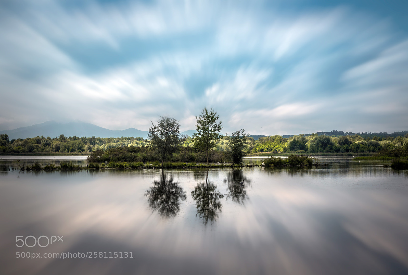 Canon EOS 6D Mark II sample photo. Lago di alviano photography