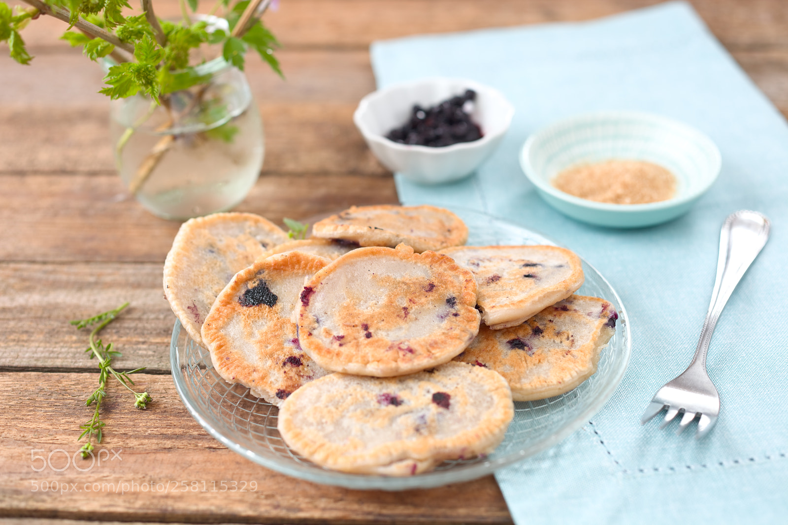 Canon EOS 5D Mark II sample photo. Pancakes with blueberry. photography