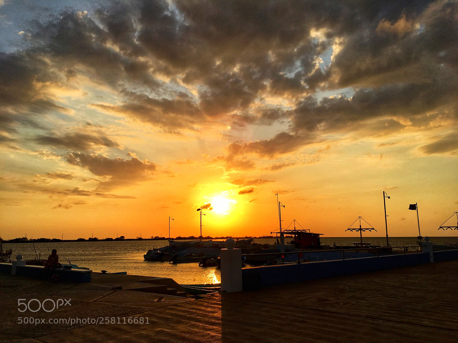 Apple iPhone SE sample photo. Atardecer  photography