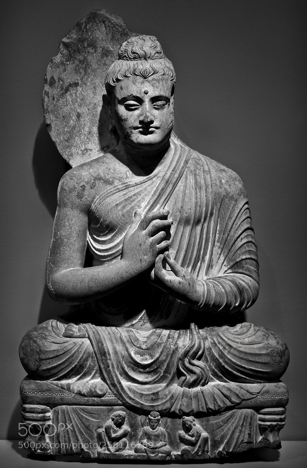 Canon EOS 6D sample photo. Seated buddha photography