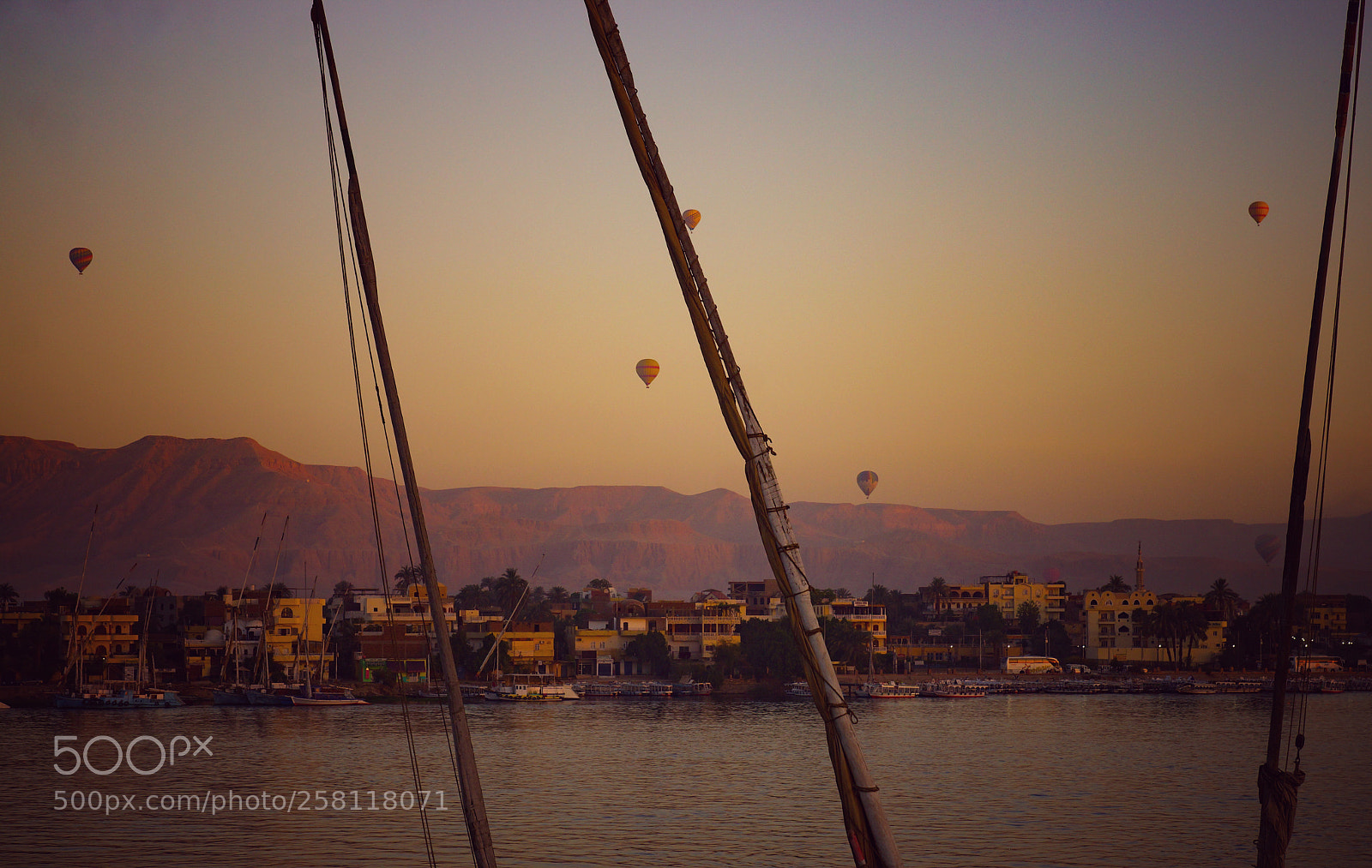 Sony SLT-A77 sample photo. Luxor morning photography