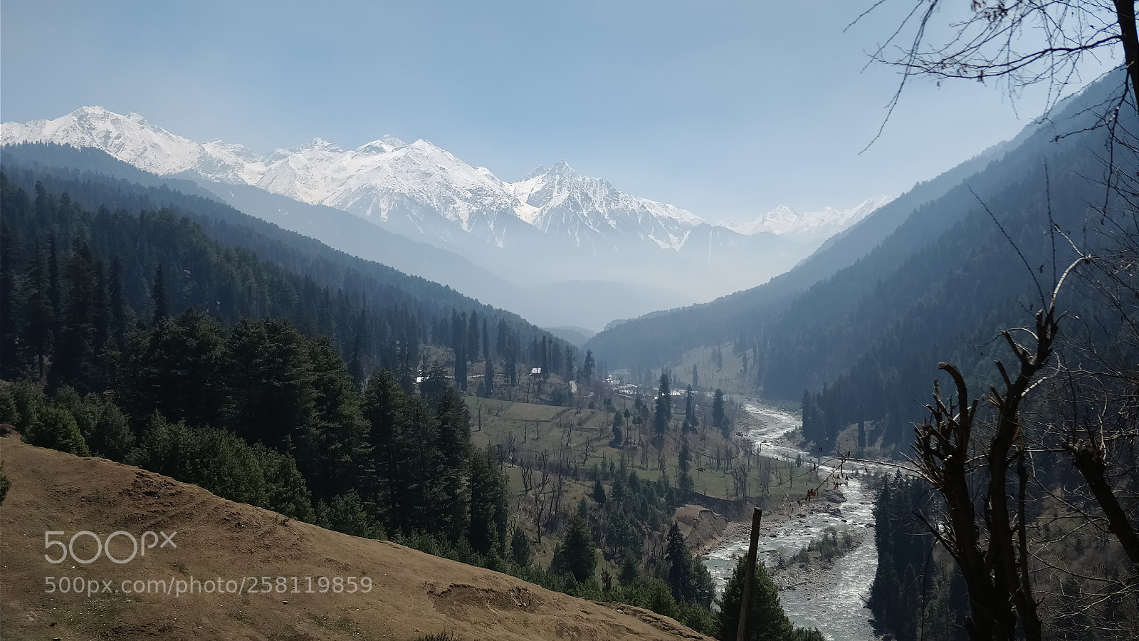 OnePlus 5 sample photo. Hiking photography