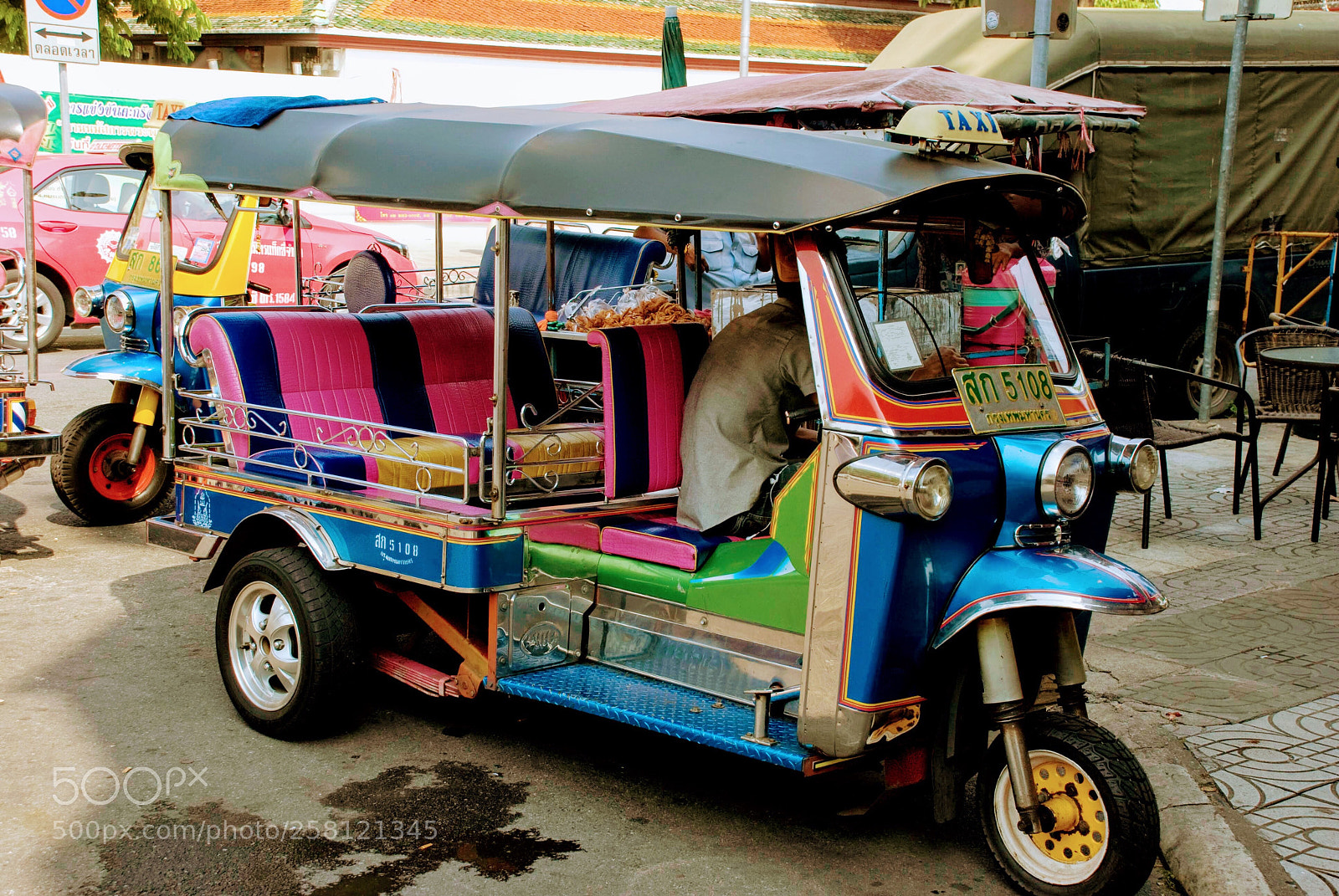 Nikon D80 sample photo. Tuktuk thailand  photography