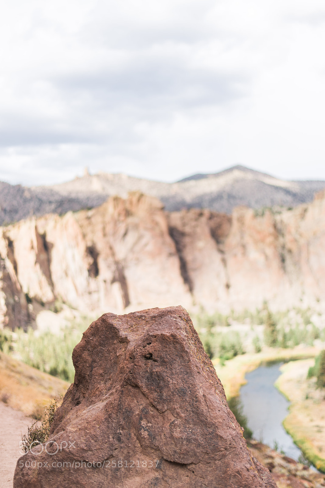 Nikon D610 sample photo. The smith rock photography