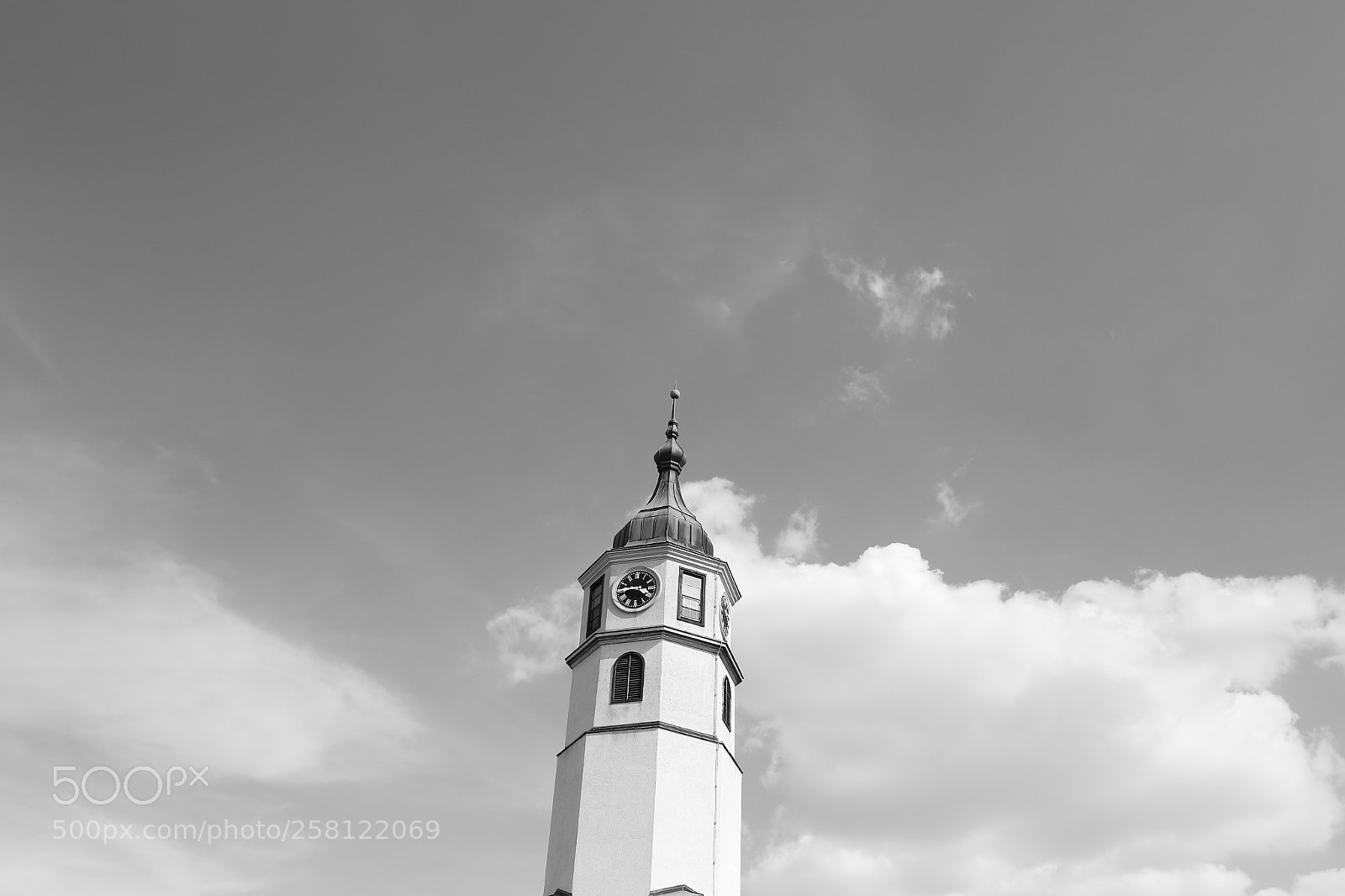 Sigma 35mm F1.4 DG HSM Art sample photo. Kalemegdan sahat kula photography