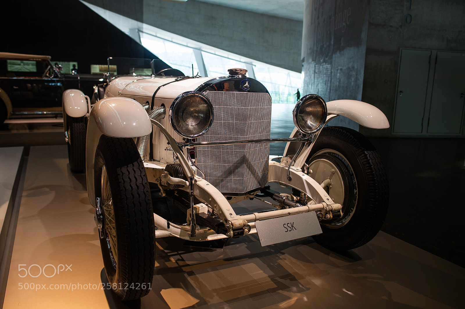 Nikon D4 sample photo. Mercedes-benz museum : stuttgart : germany photography