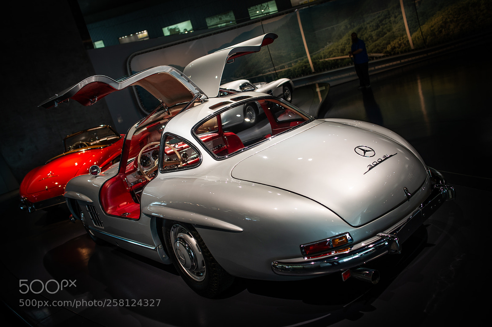 Nikon D4 sample photo. Mercedes-benz museum : stuttgart : germany photography