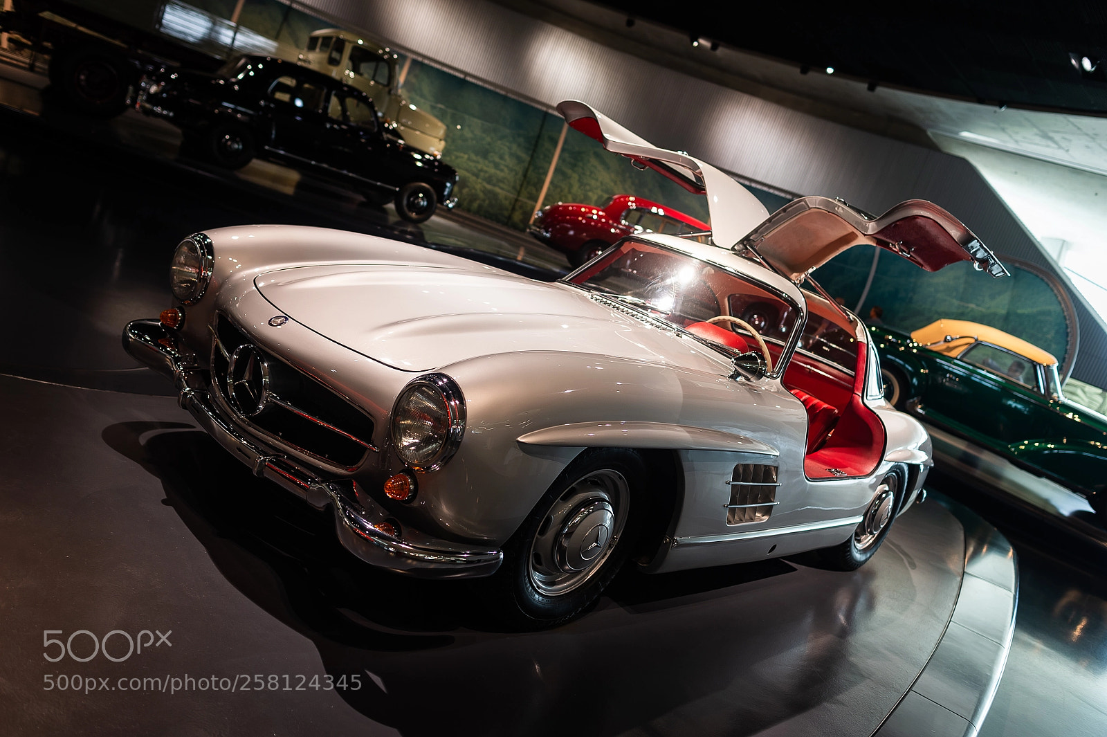 Nikon D4 sample photo. Mercedes-benz museum : stuttgart : germany photography