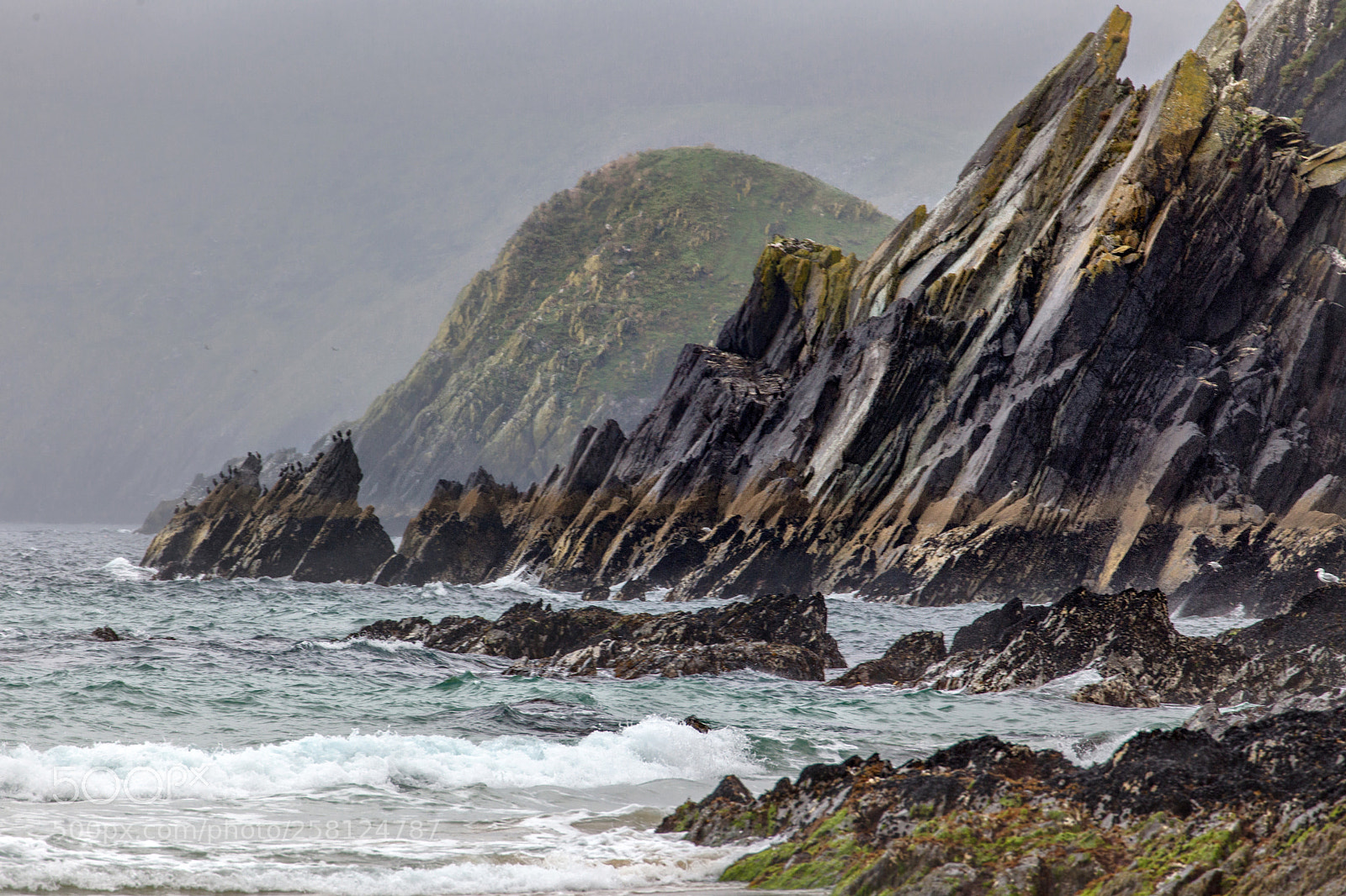 Canon EOS 5D Mark II sample photo. On coumeenole strand photography