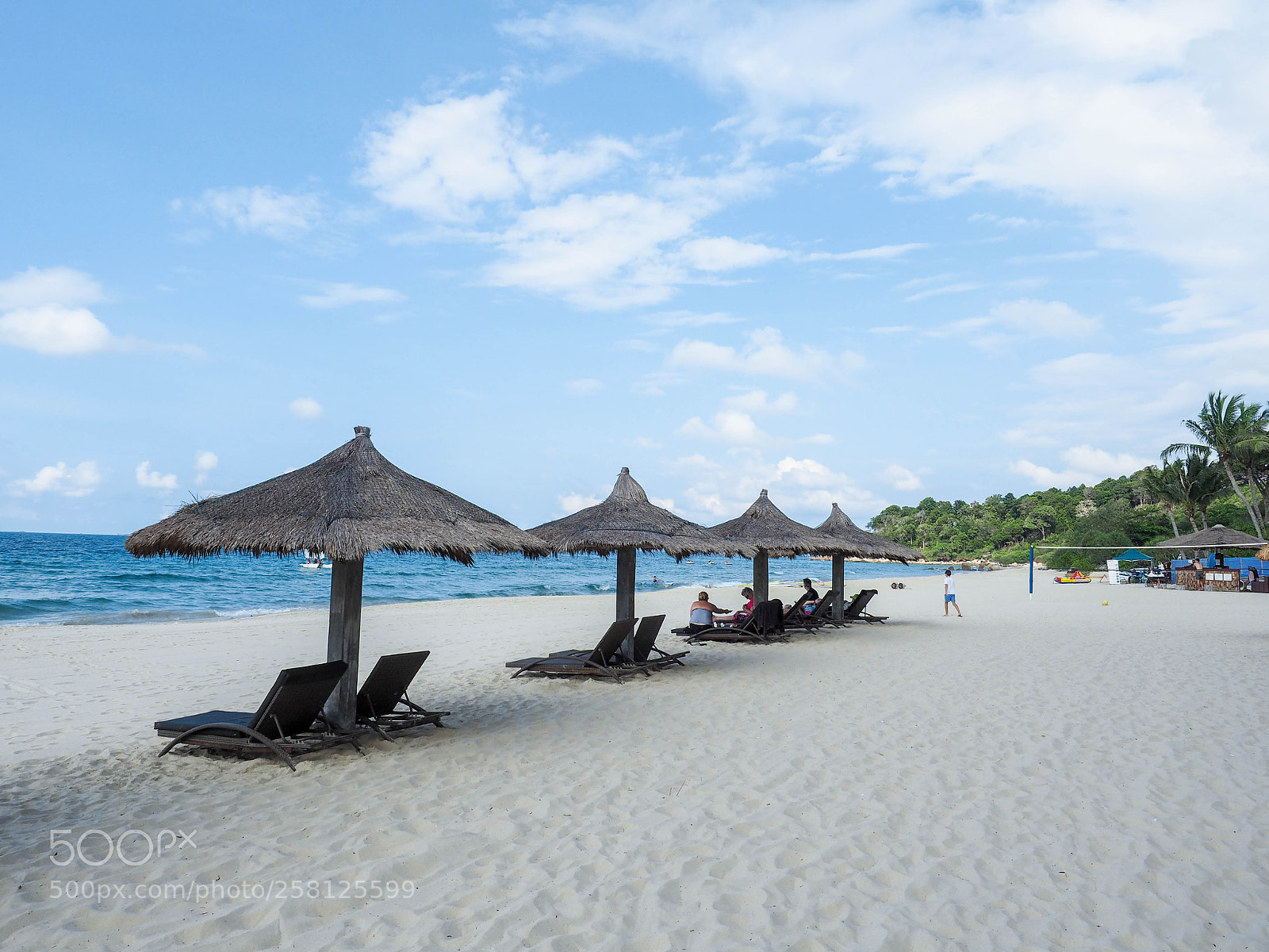 Olympus OM-D E-M5 II sample photo. Bintan island club med photography