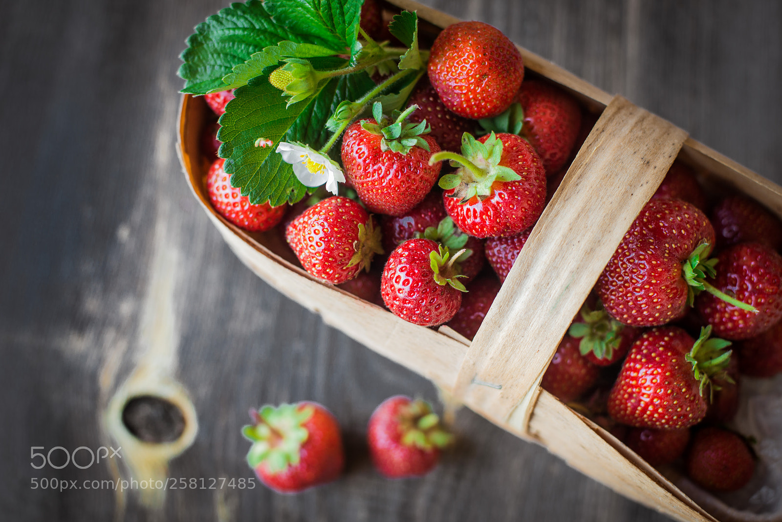 Nikon D800 sample photo. Strawberry is scattered from photography