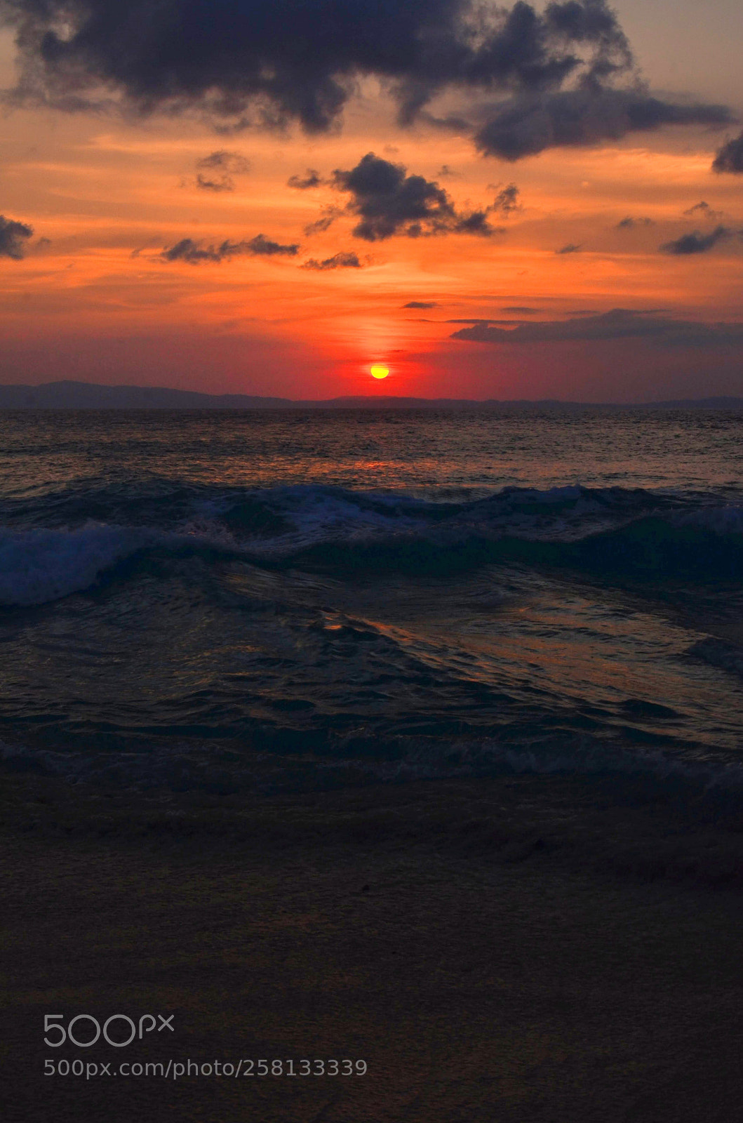 Nikon D7000 sample photo. Sun bids adieu for photography