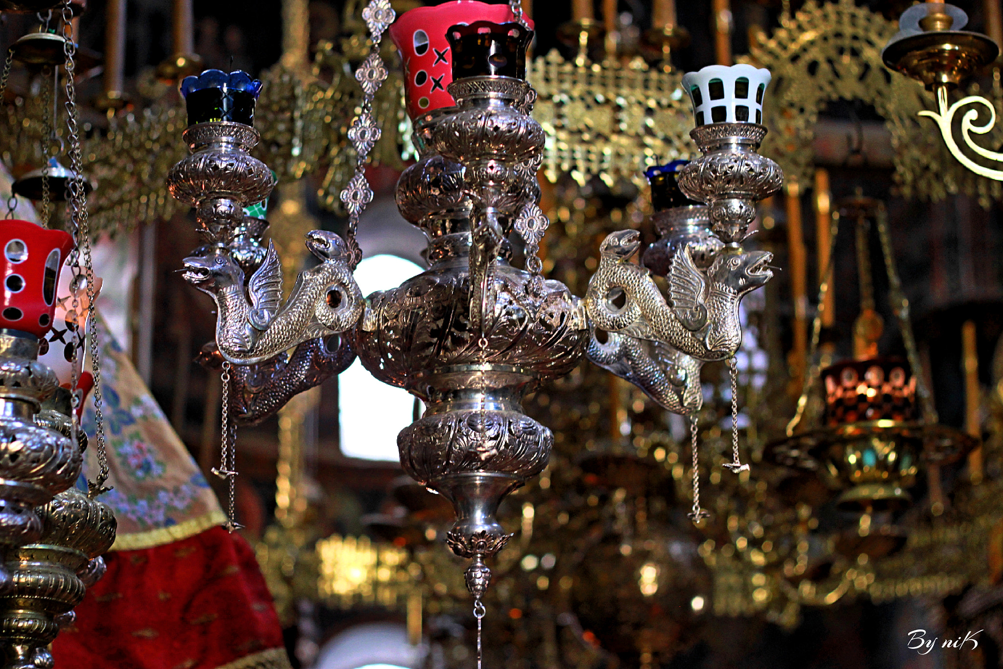 Canon EOS 500D (EOS Rebel T1i / EOS Kiss X3) + Canon EF 50mm F1.8 II sample photo. ''κανδηλα'' photography