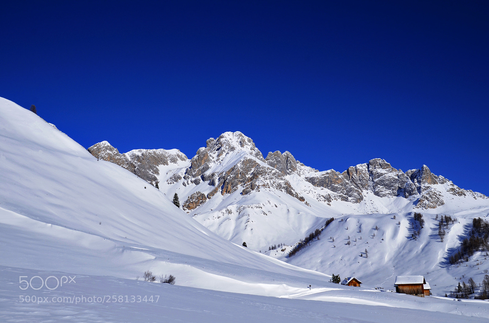 Nikon D7000 sample photo. Fuciade valley - horizontal photography