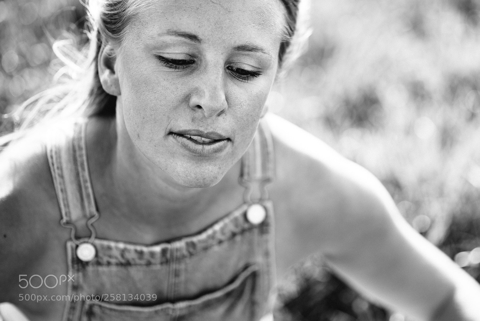 Nikon D750 sample photo. Marie in sun! photography