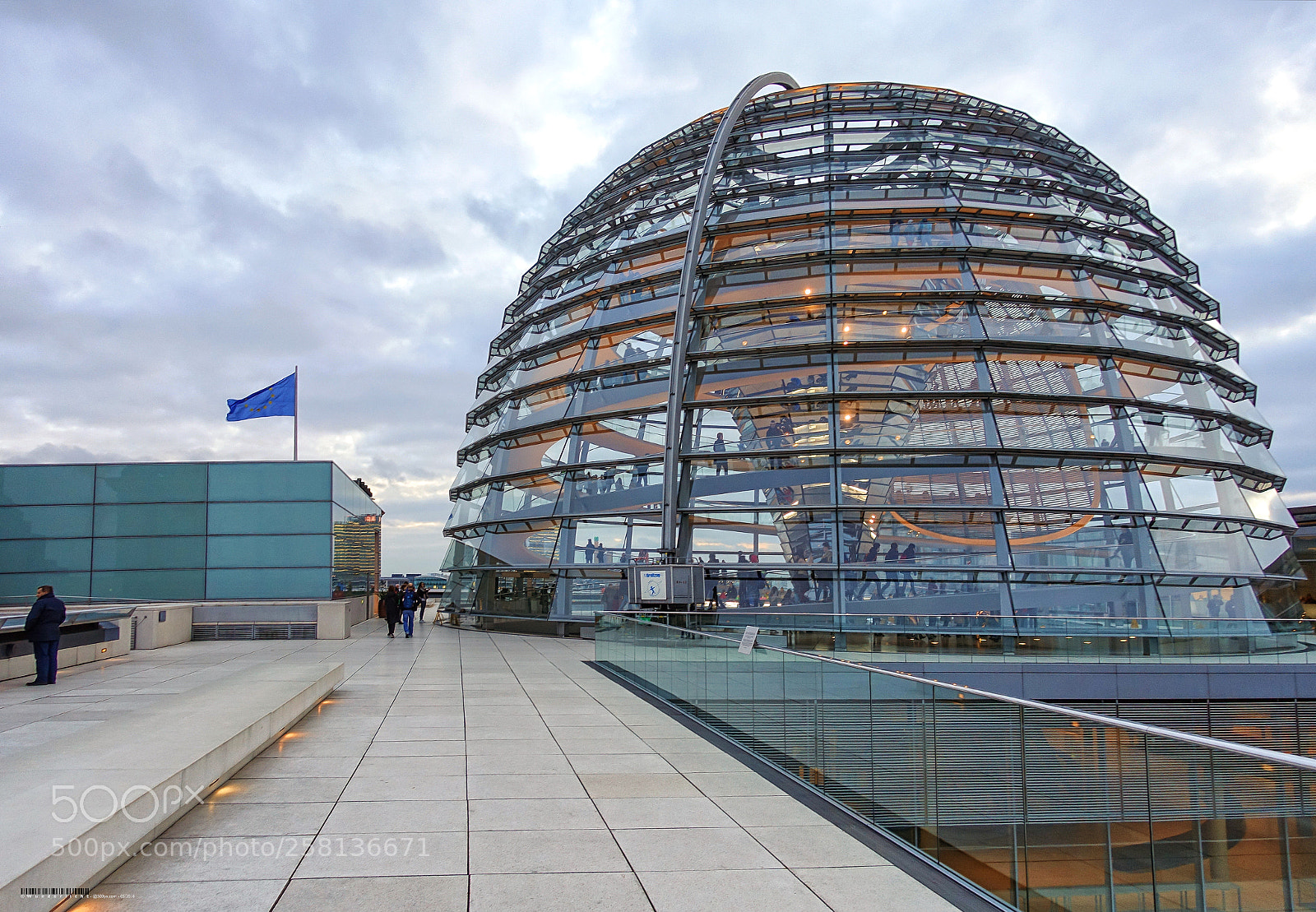 Sony Cyber-shot DSC-RX100 III sample photo. Reichstagsgebäude - kuppel photography
