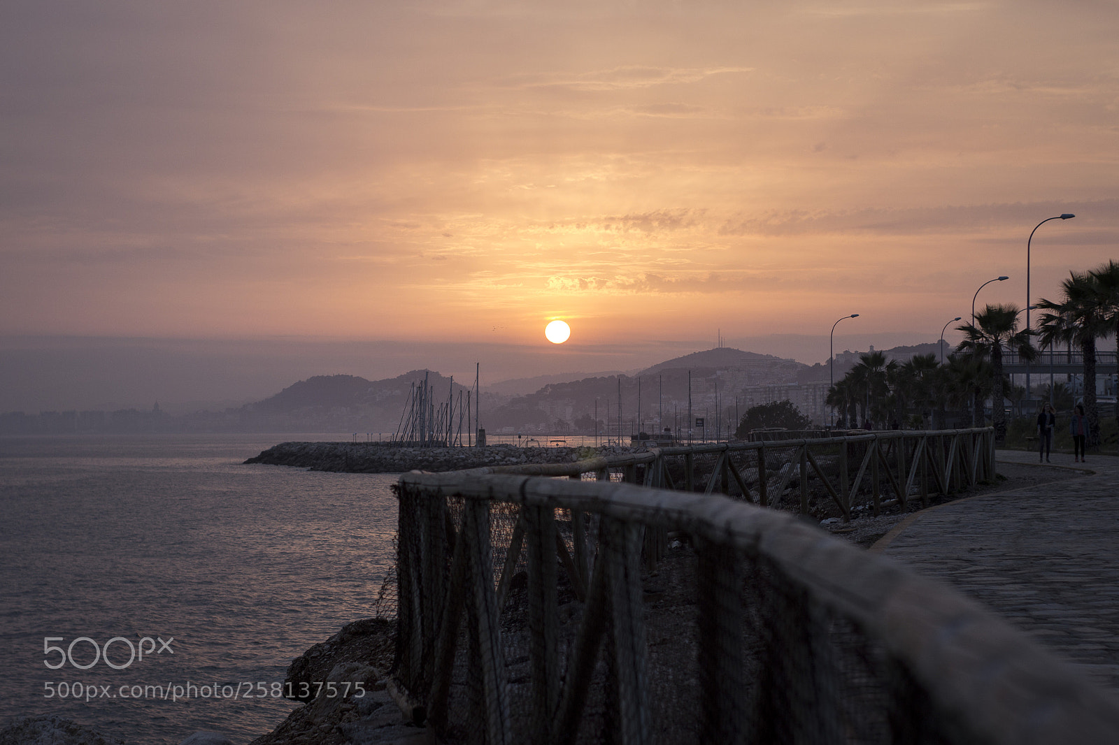 Canon EOS 600D (Rebel EOS T3i / EOS Kiss X5) sample photo. · endlessness sunset · photography