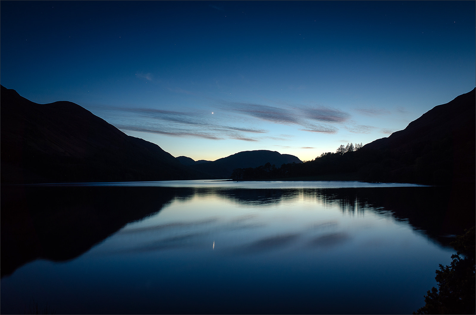 Ricoh GR sample photo. Venus reflected photography