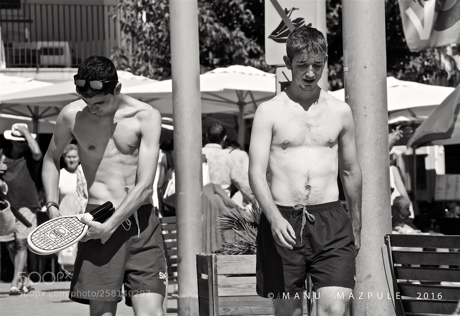 Canon EOS 70D sample photo. 379. girona. catalunya... people photography