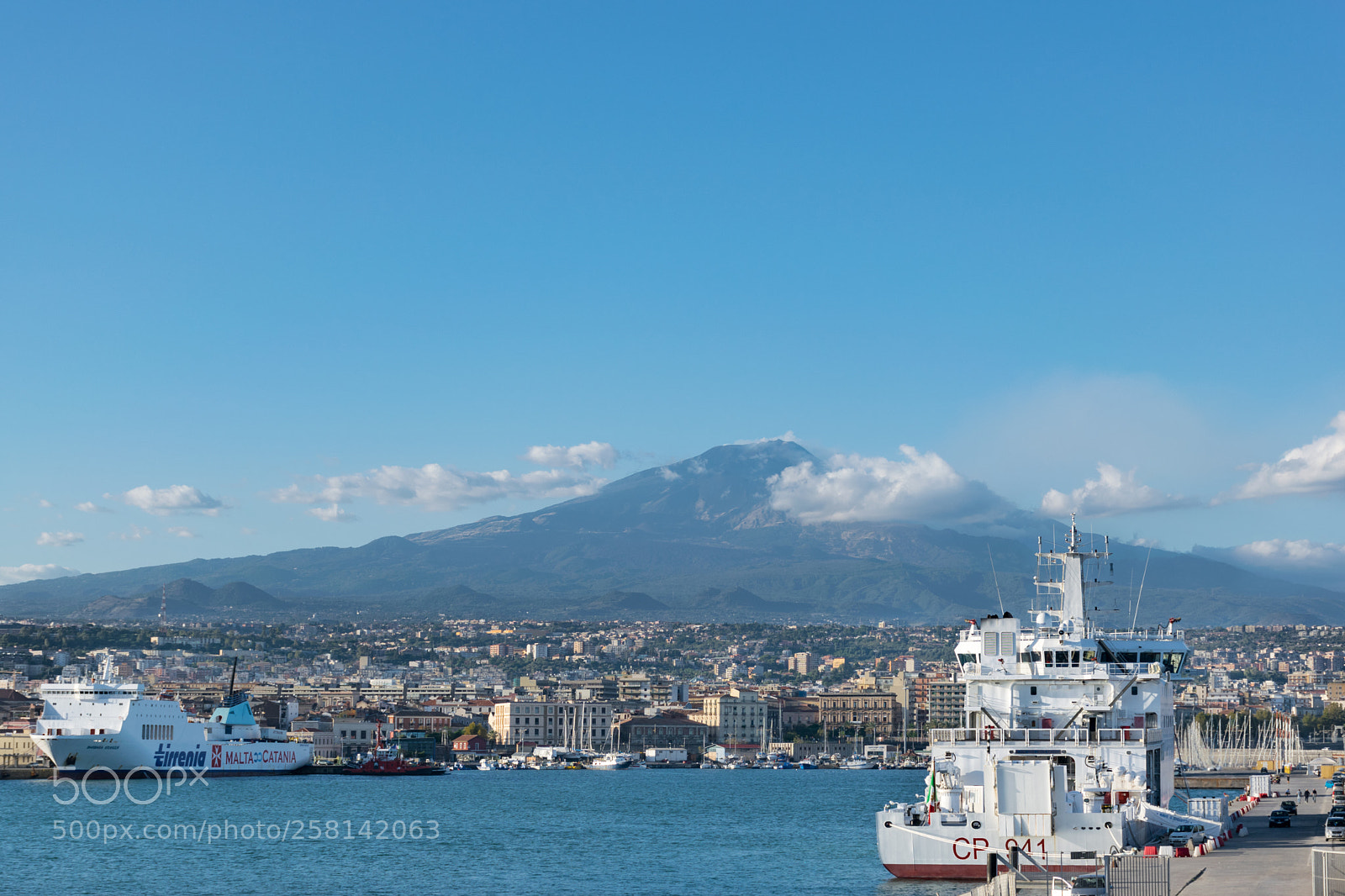 Nikon D5300 sample photo. In front of etna photography