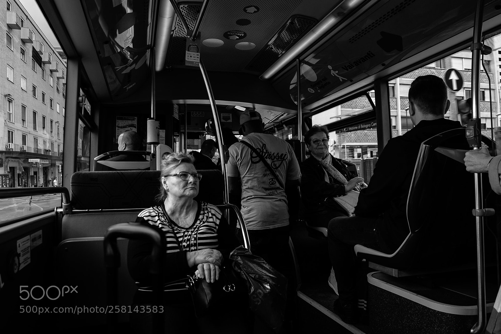Fujifilm X-T10 sample photo. .. pendolari ... photography