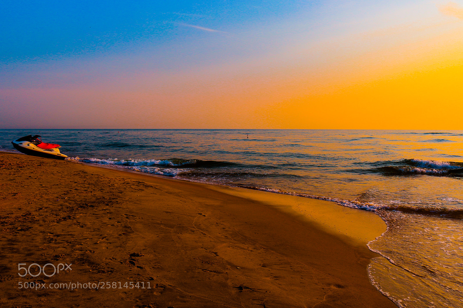 Canon EOS 70D sample photo. The beach photography