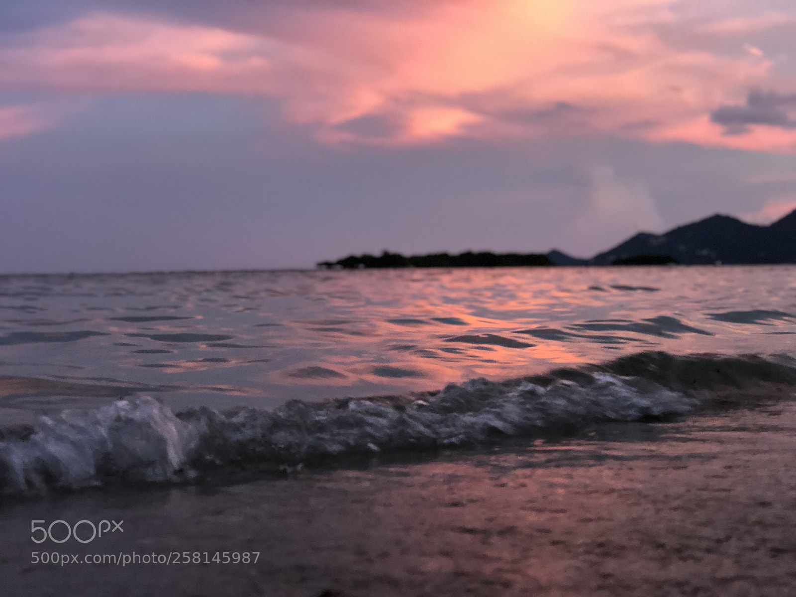 Apple iPhone X sample photo. Beach vibes **€ photography