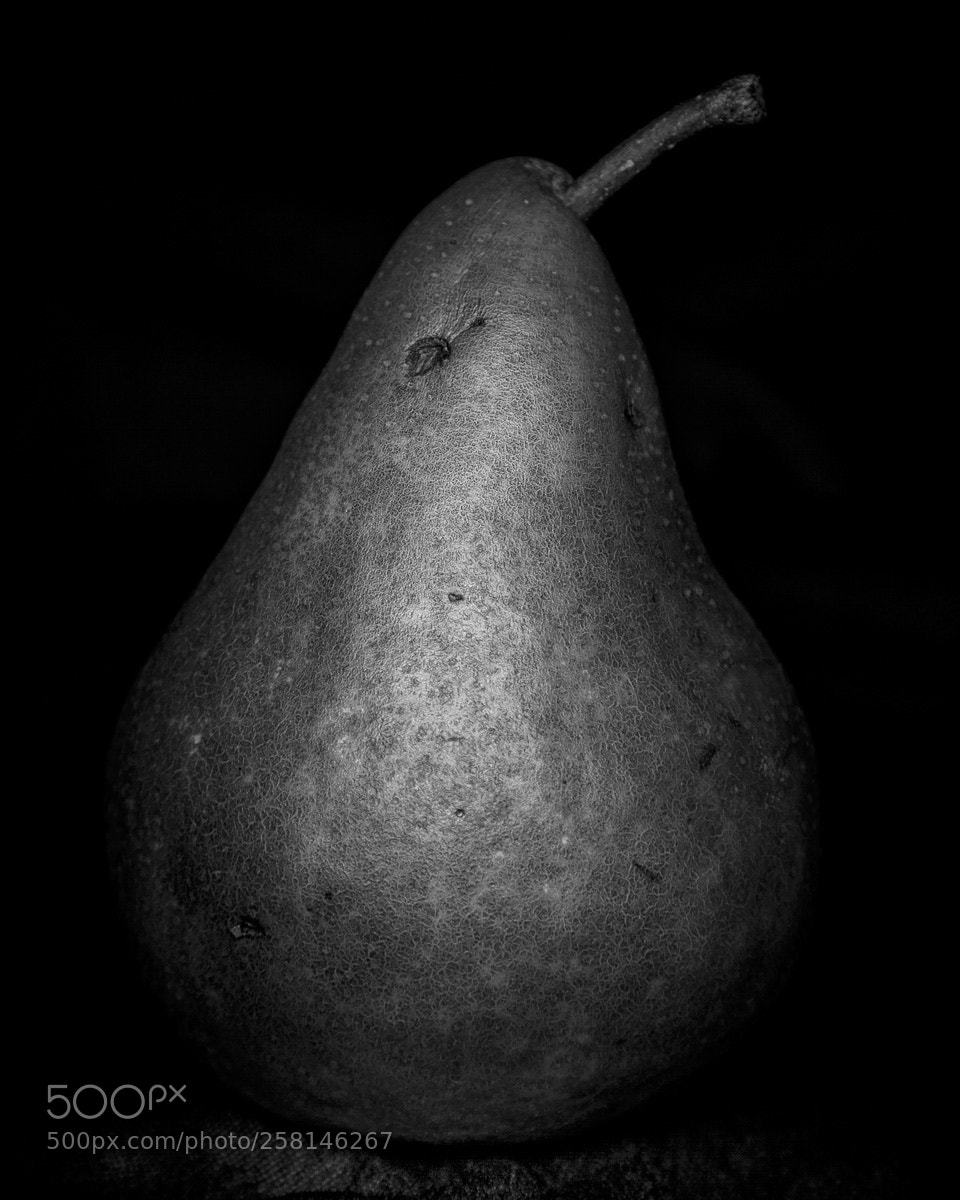 Canon EOS 5D Mark II sample photo. Pear photography
