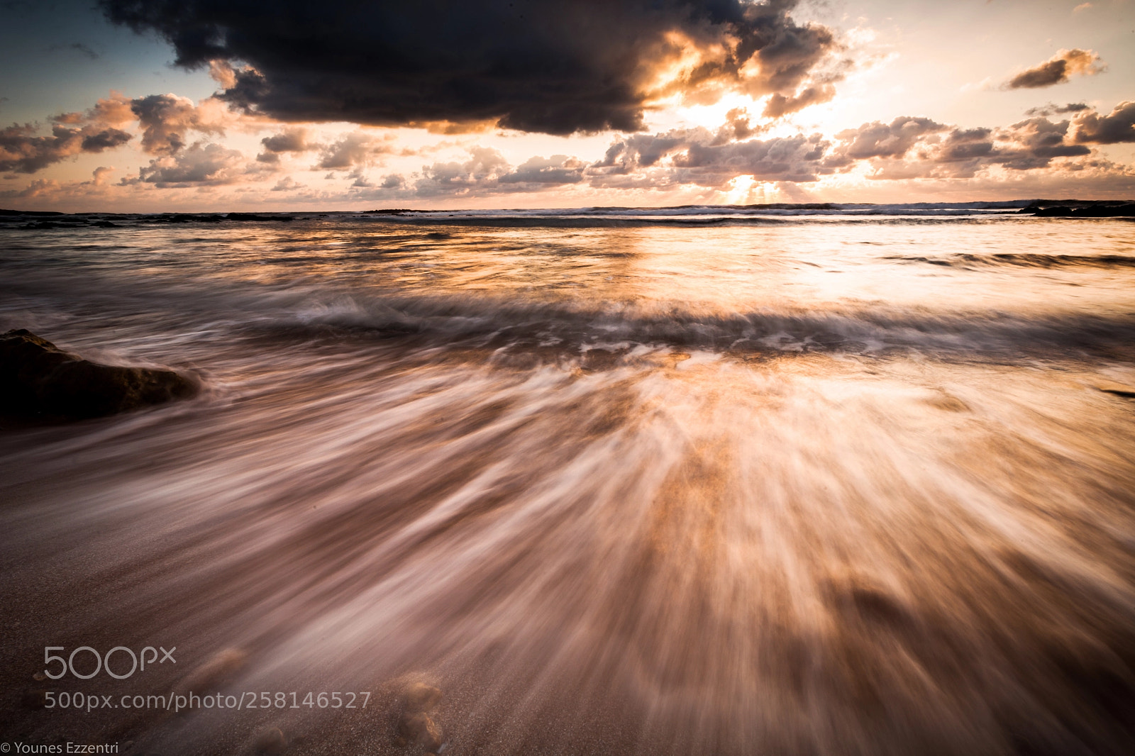 Canon EOS 5D Mark II sample photo. Beach motion photography